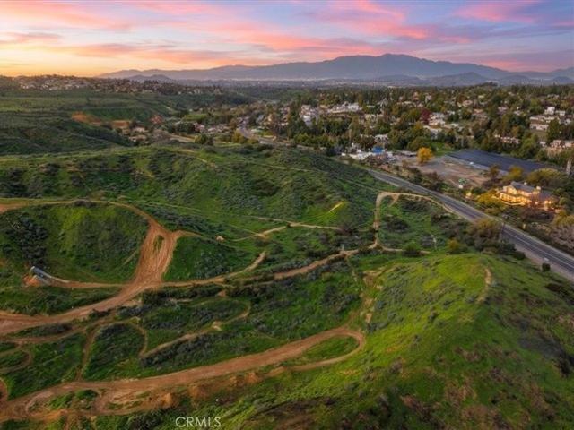 Land for sale in Riverside, California