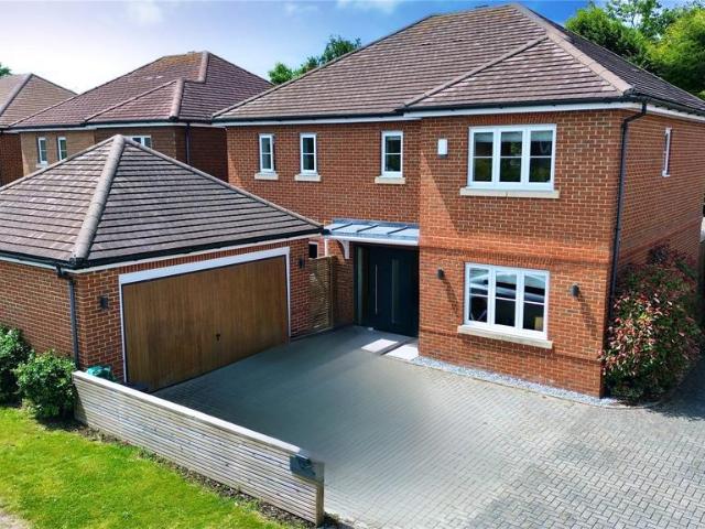House for rent in Sindlesham, Winnersh