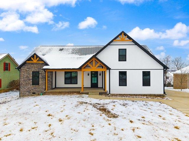 House for sale in Versailles, Kentucky