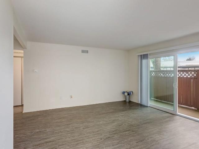 Apartment for rent in Upland, California