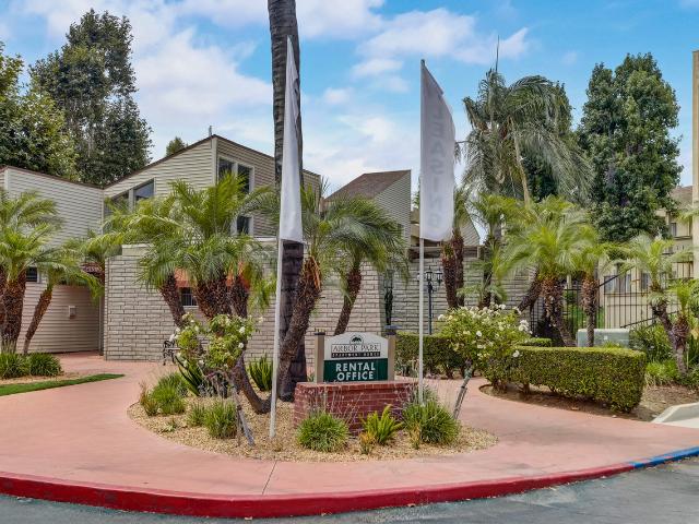 Apartment for rent in Upland, California