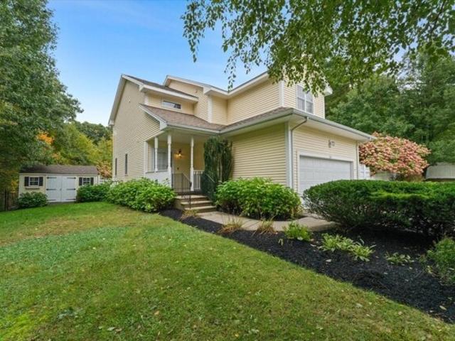 House for sale in Uxbridge, Worcester County