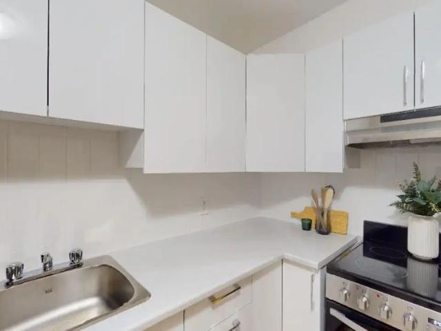 Apartment for rent in Mulhurst Bay, Ontario