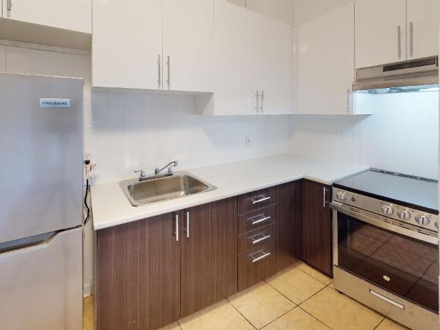 Apartment for rent in Mulhurst Bay, Ontario