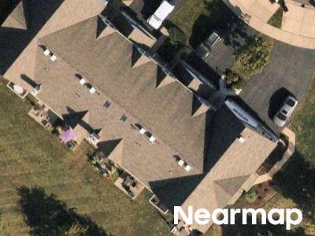 Townhouse for sale in Lombard
