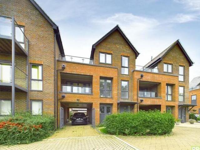 House for sale in Reading