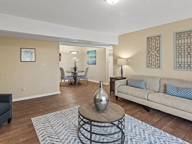 Apartment for rent in Grandview