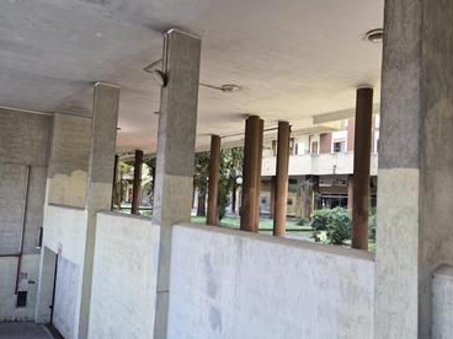Box in vendita a Salerno, Campania