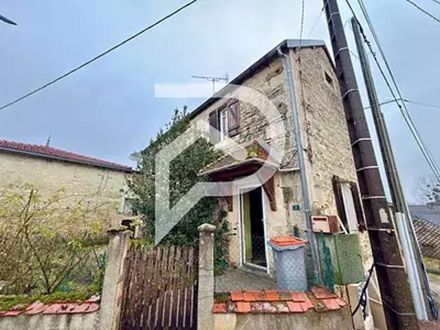 Maison vente à Langres, Arbot