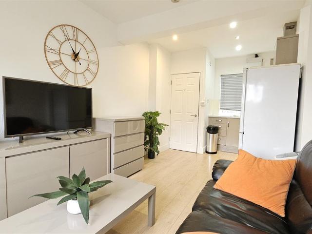 Apartment for rent in Chesterton, Arbury