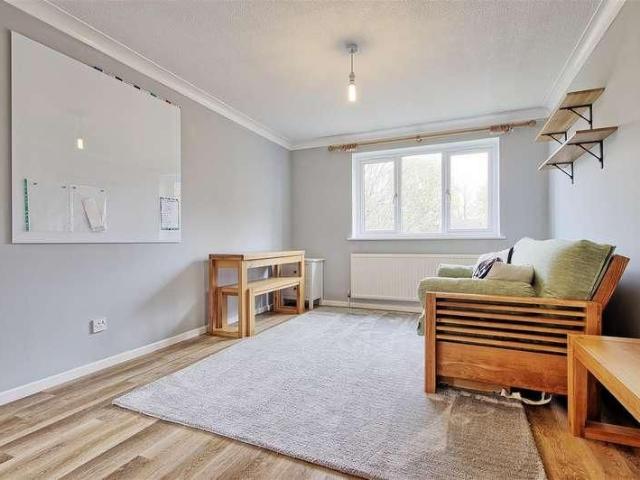 Apartment for rent in Chesterton, Arbury