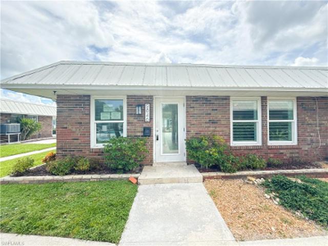 Condo for sale in East Naples, Collier County