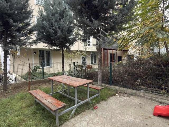 İzmit, Kocaeli içerisinde satılık mülk