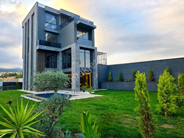 Mezitli, Mersin içerisinde satılık Villa