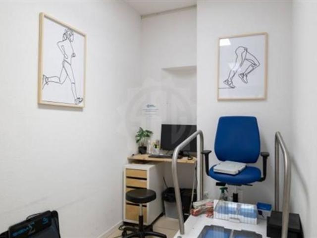 Atelier mieten in Conches