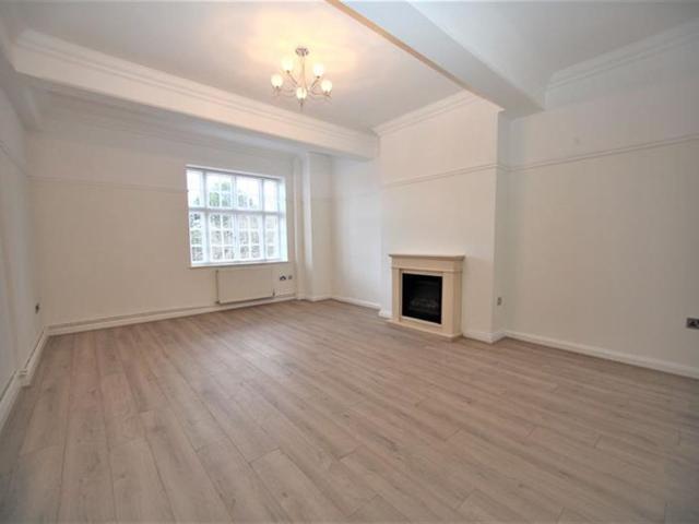 House for rent in London Borough of Barnet, Greater London