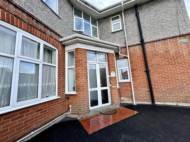 Studio for rent in Charminster, Bournemouth