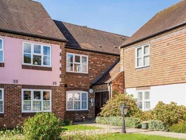 House for sale in Roundwood, St Albans