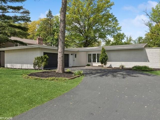 House for sale in Olympia Fields, Illinois