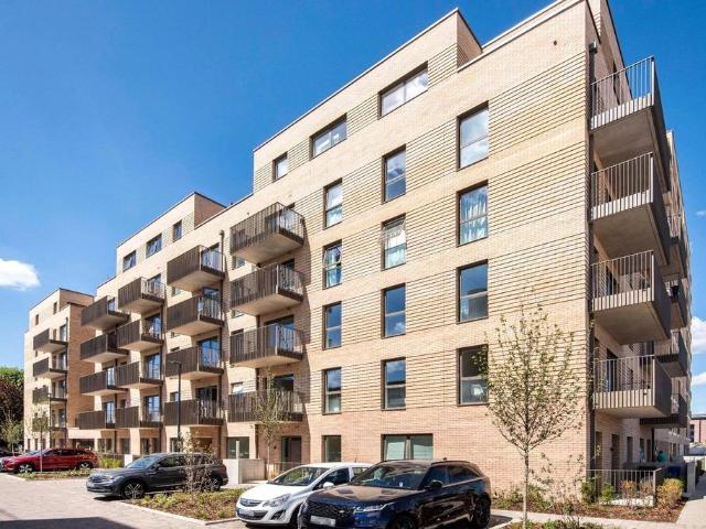 Apartment for rent in Kodak, Greater London