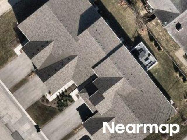 Townhouse for sale in Willow Springs, Illinois
