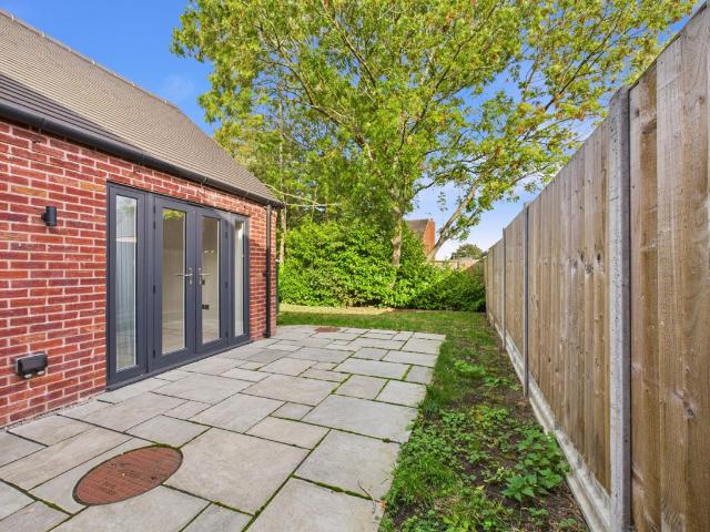 House for rent in New Bilton, Warwickshire
