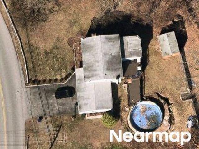 House for sale in Baldwin Place, New York