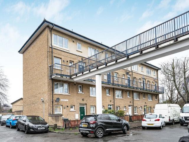 House for rent in London Borough of Lewisham, Greater London