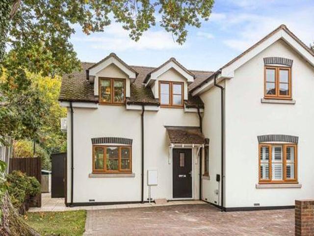 House for sale in Potters Bar, Isle Of Man