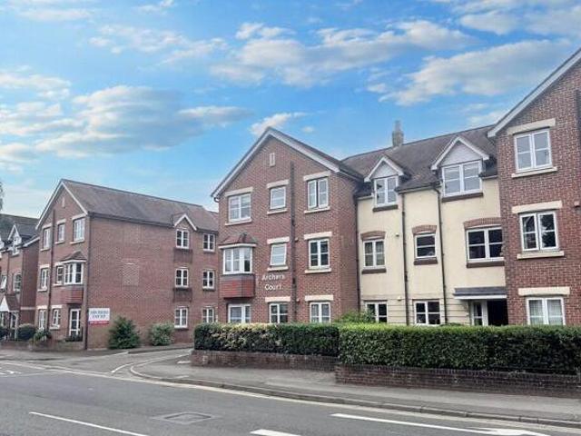 House for sale in Wyndham Park, Salisbury