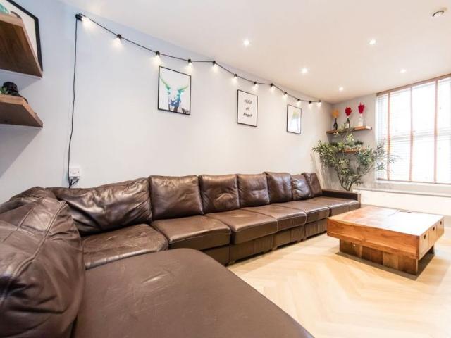 House for rent in Woodhouse, West Yorkshire