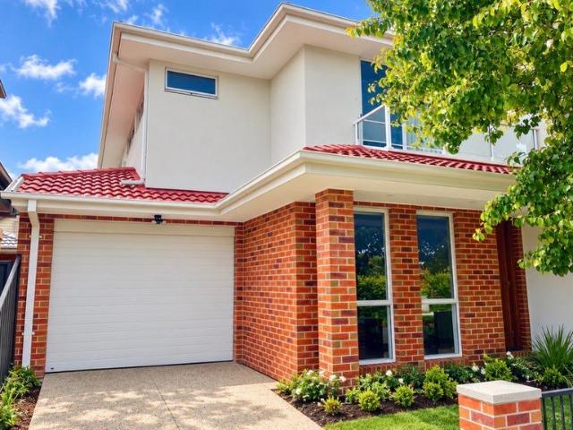 Townhouse for rent in Bellfield, Melbourne