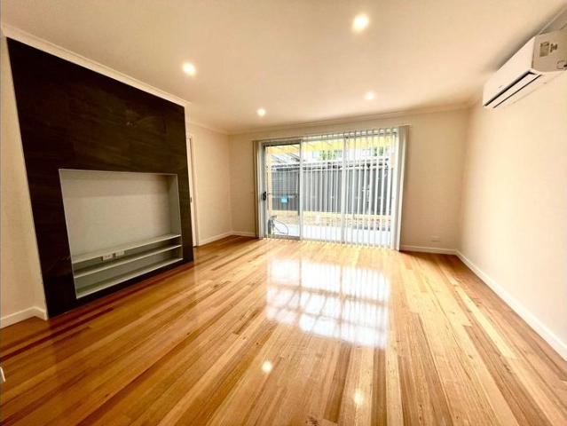 Townhouse for rent in Camerons Creek, Victoria