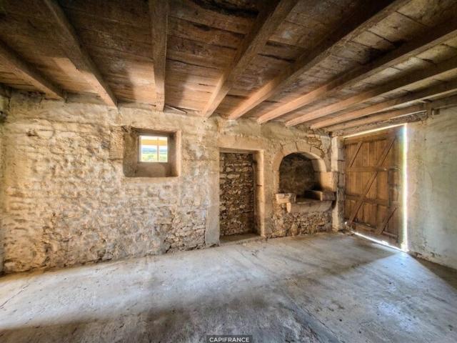 Garage vente à Saint-Jean-d'Angély, Archingeay
