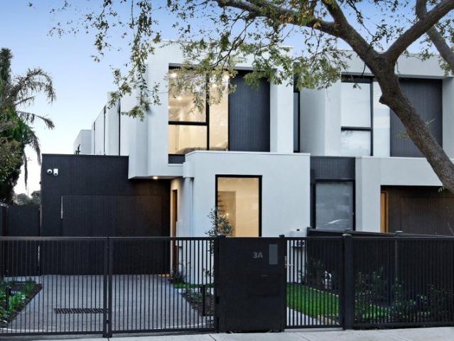 Townhouse for sale in Camerons Creek, Victoria