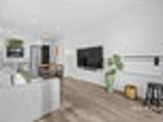 Townhouse for sale in Mount Roskill