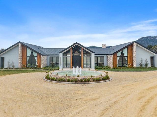 Cottage for sale in Hartley, New South Wales