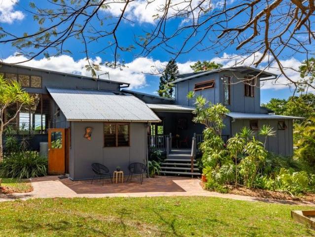 Cottage for sale in Kings Creek, Queensland