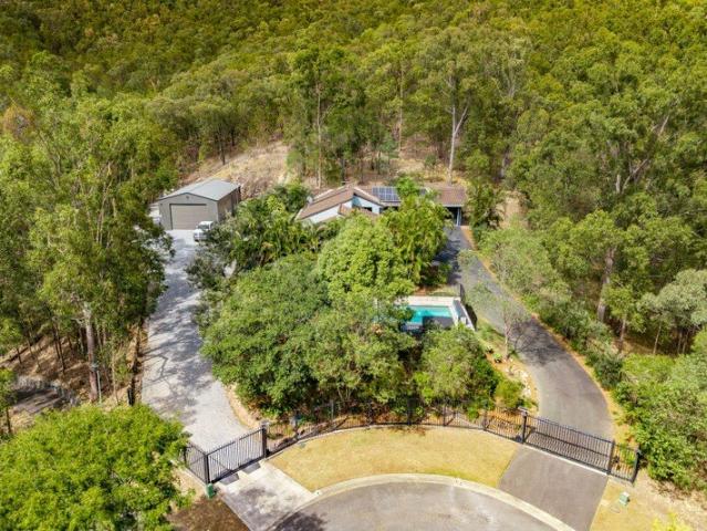 Cottage for sale in Belivah, Greater Brisbane