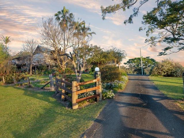 Cottage for sale in Martins Creek, New South Wales