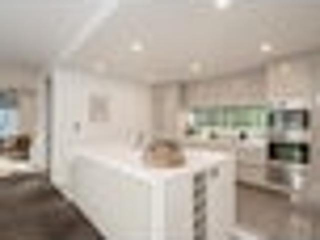 Townhouse for sale in Merivale, Canterbury