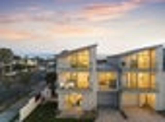 Townhouse for sale in Blockhouse Bay, Oroua County