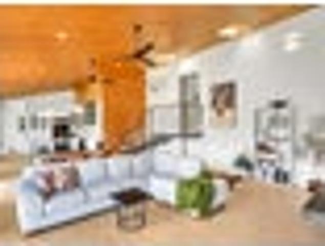 House for sale in Otakou