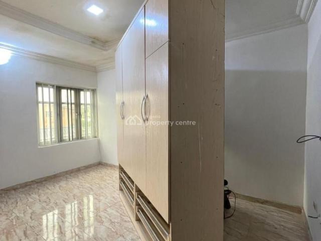 Detached house for sale in Surulere , Surulere