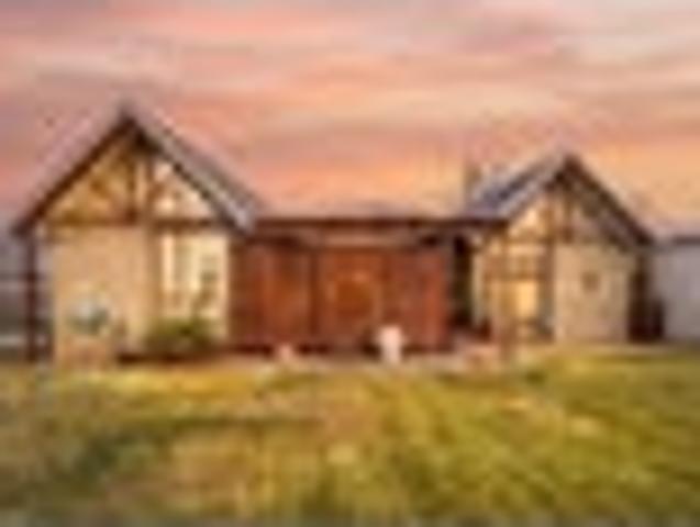 House for sale in Otakou