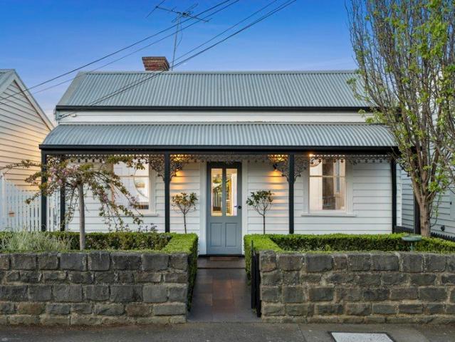 House for sale in Rippleside, Geelong