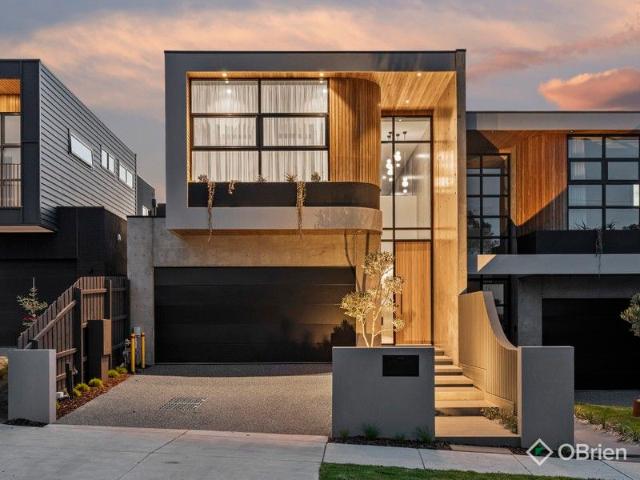 Townhouse for sale in Camerons Creek, Victoria
