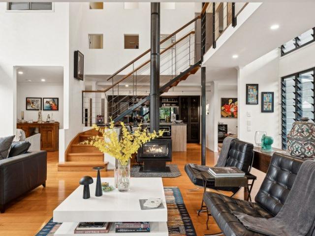House for sale in Norman Park, Greater Brisbane