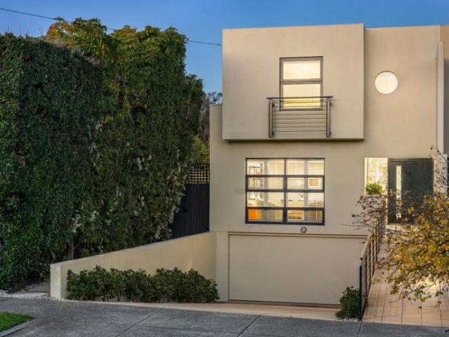 Townhouse for sale in Camerons Creek, Victoria
