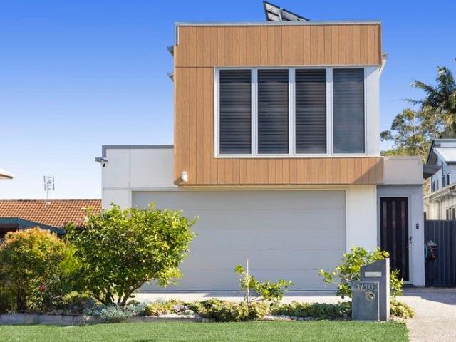 House for sale in Sunshine Coast, Caloundra